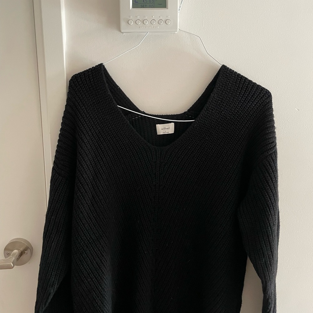 Women's Black V-Neck Sweater Dress Aritzia